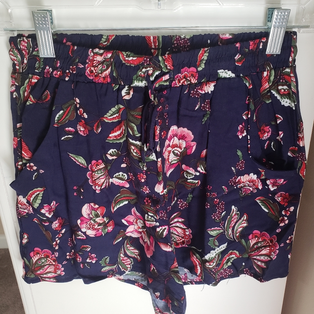 Francesca's printed short